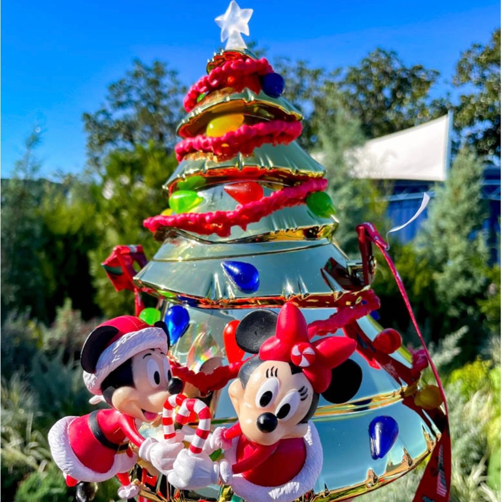 NEW Walt Disney World Gold Light Up Christmas Tree Holiday Popcorn Bucket